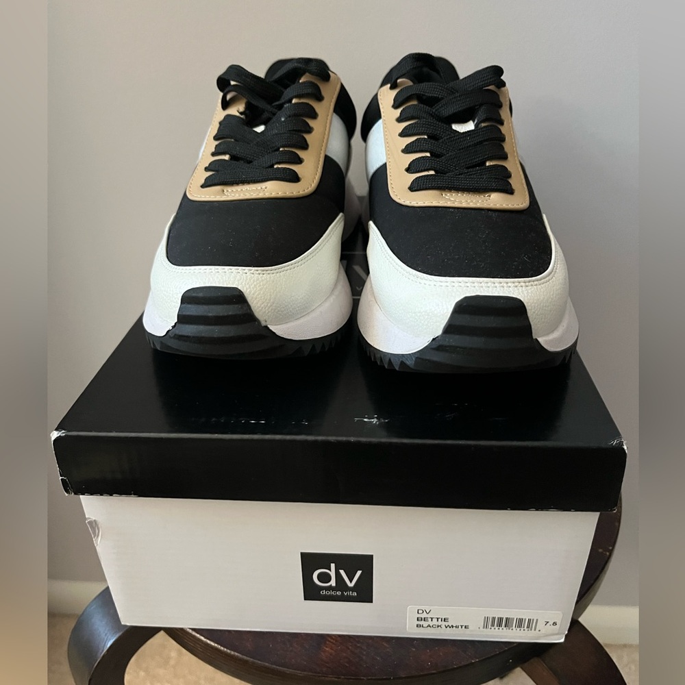 Dolce Vita Women’s Black & Tan ‘Bettie’ Sneakers